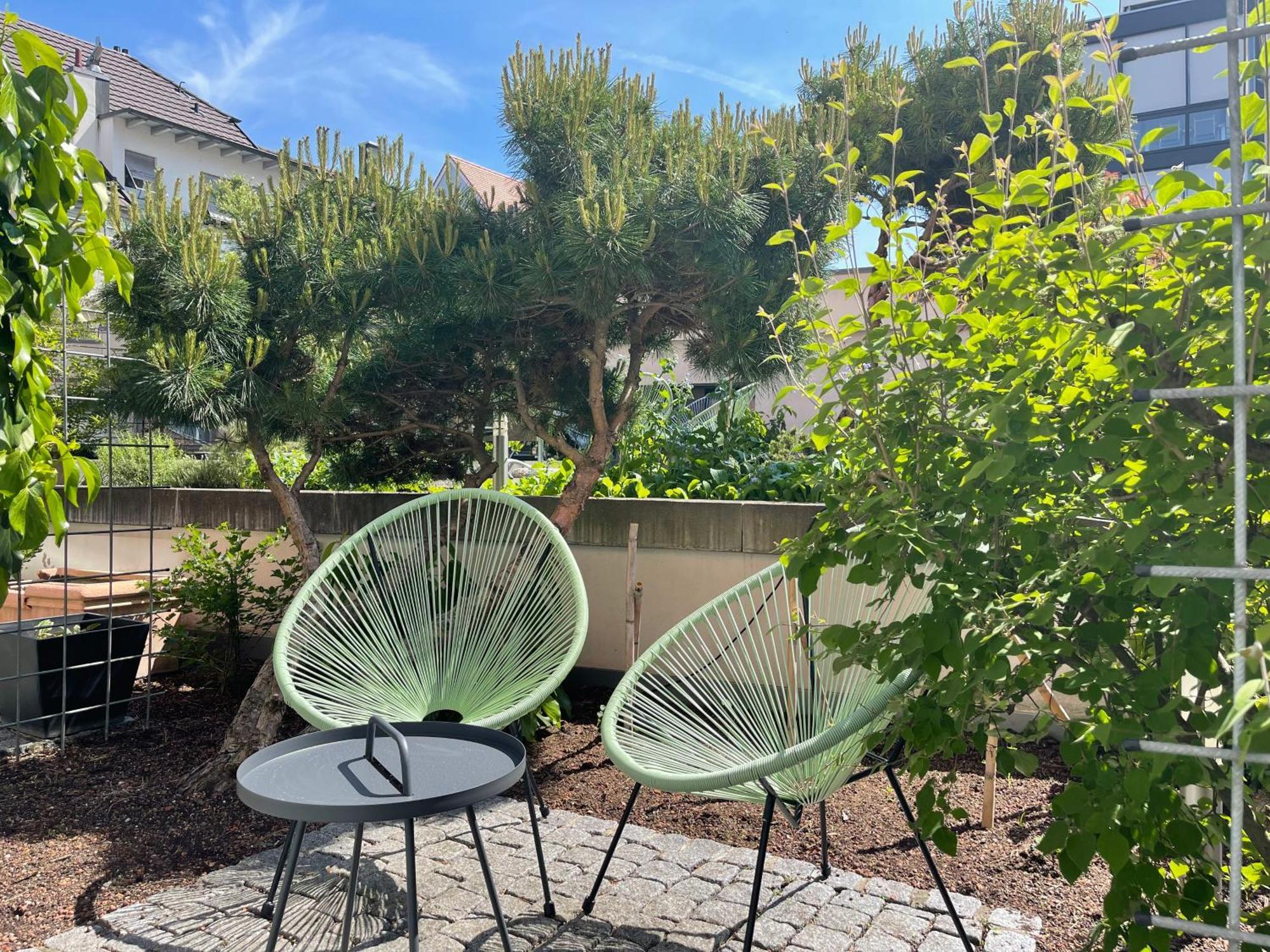 Engel - Business & Lifestyle